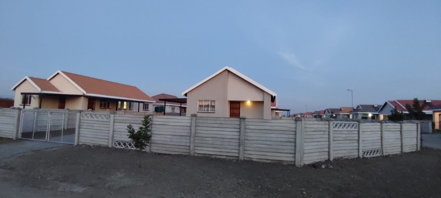2 Bedroom Property for Sale in Freedom Park North West